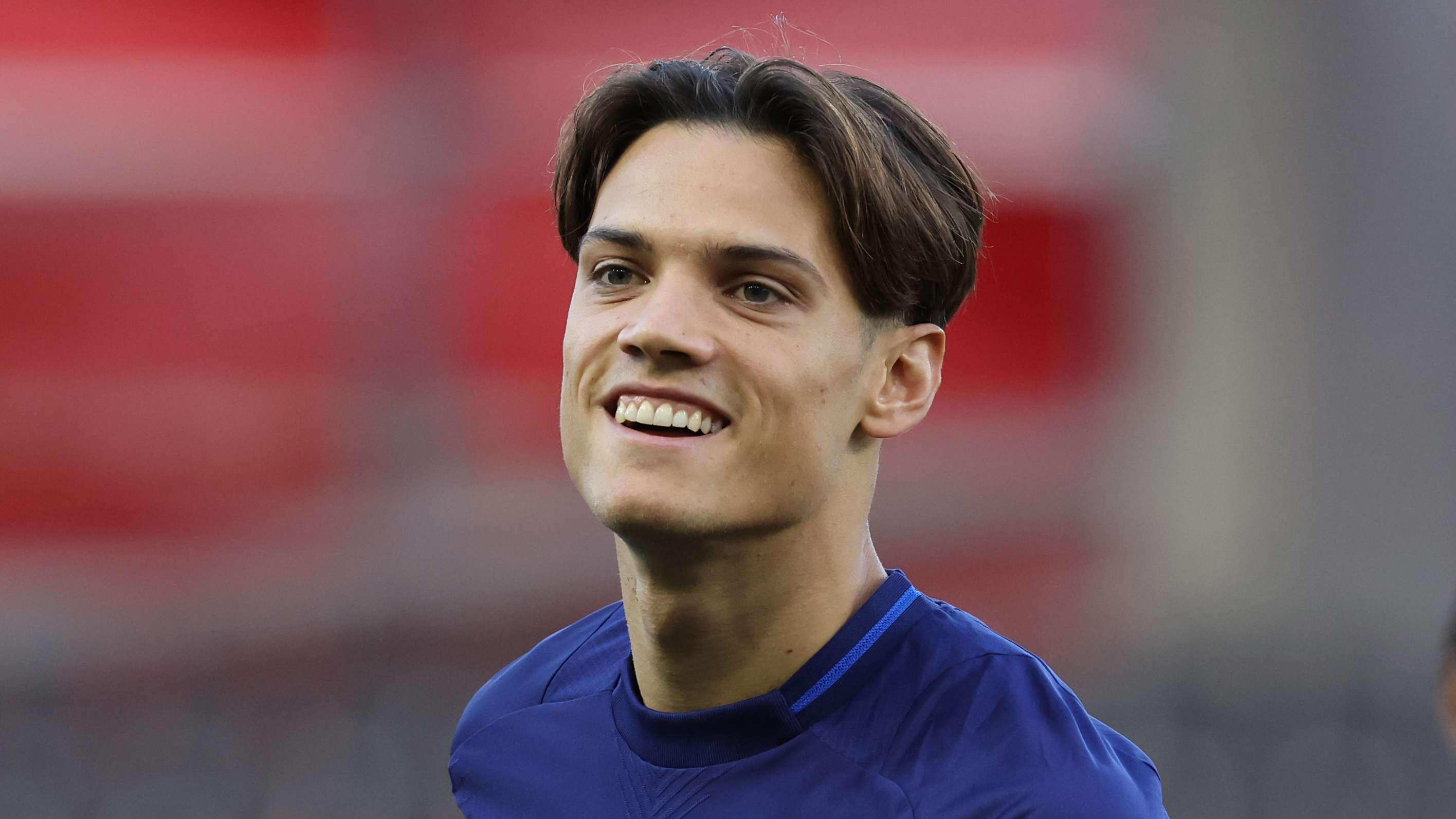 中争夺更高 中争夺更高